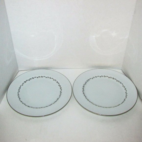 2 Mikasa Dinner Plates Fine China MELBOURNE 5556 Vintage Discontinued - Picture 3 of 10